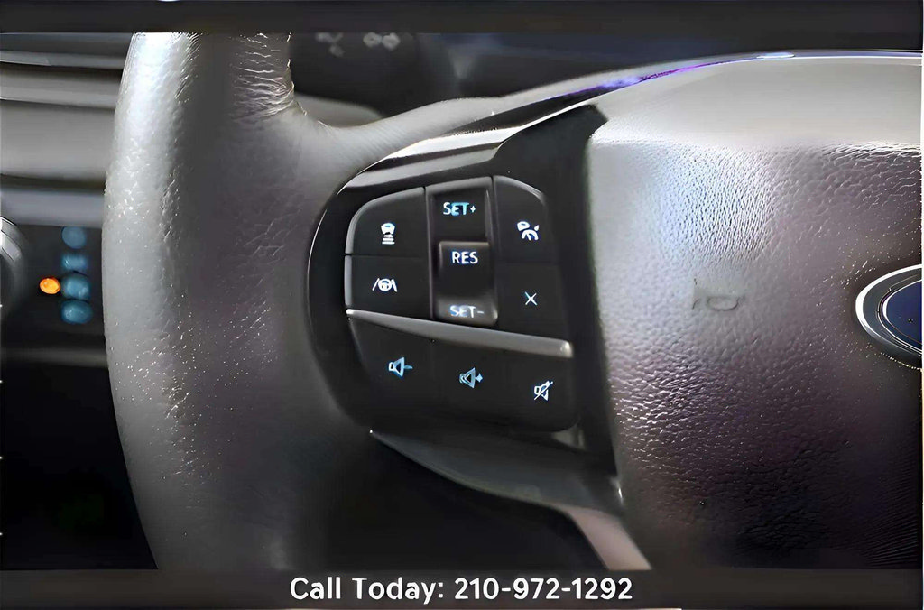 Used 2023 Ford Explorer King Ranch w/ Technology Package RWD image 12