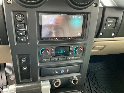 Used 2006 HUMMER H2 image 9