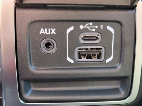 New 2026 Jeep Gladiator Sport AWD/4WD image 8