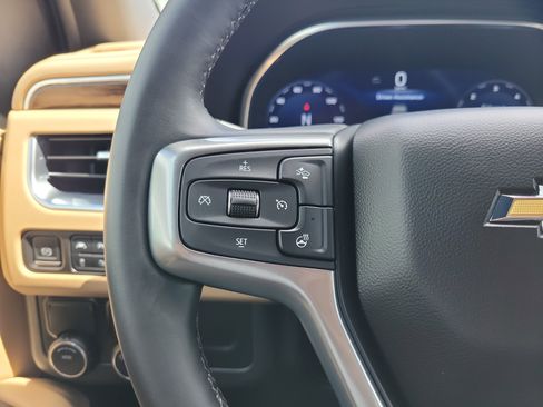 Certified 2024 Chevrolet Suburban Premier RWD image 27
