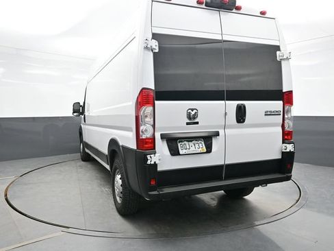 Used 2023 RAM ProMaster 2500 FWD image 5