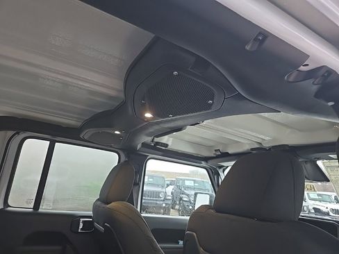 New 2026 Jeep Gladiator Mojave image 85