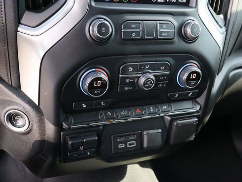 Certified 2020 Chevrolet Silverado 1500 LT w/ All-Star Edition AWD/4WD image 18