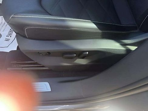 Used 2024 Volkswagen Atlas SE image 7