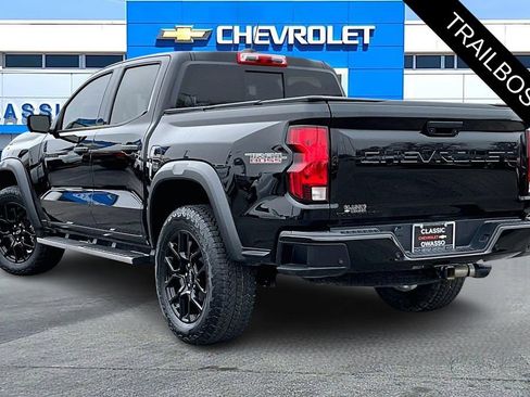 Used 2024 Chevrolet Colorado Trail Boss w/ LPO, Dark Essentials Package image 4