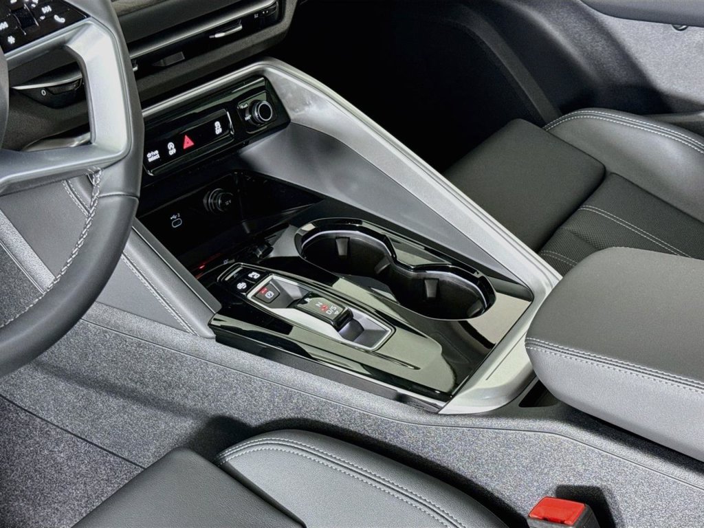 New 2026 Audi Q5 Premium Plus AWD/4WD image 18