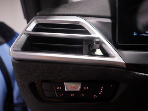 Used 2025 BMW M240i xDrive Coupe image 18