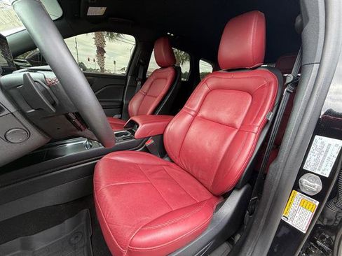Used 2025 Lincoln Corsair Reserve FWD image 11