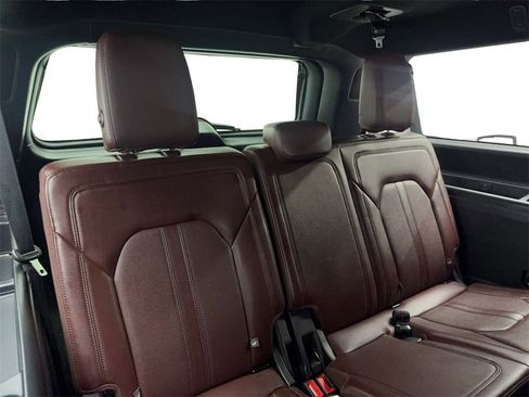 Used 2022 Ford Expedition Max Limited image 43