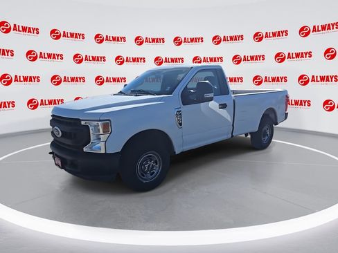 Used 2020 Ford F250 XL w/ Power Equipment Group image 4