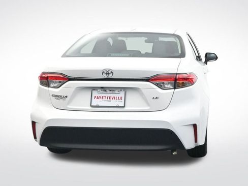 Used 2024 Toyota Corolla LE image 7