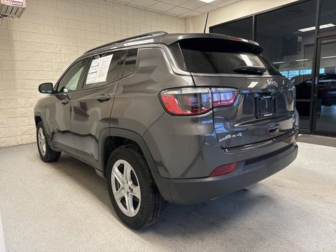 Used 2023 Jeep Compass Latitude w/ Convenience Group image 3