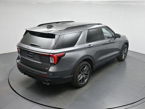 New 2026 Ford Explorer ST w/ Sun And Sound Package image 40