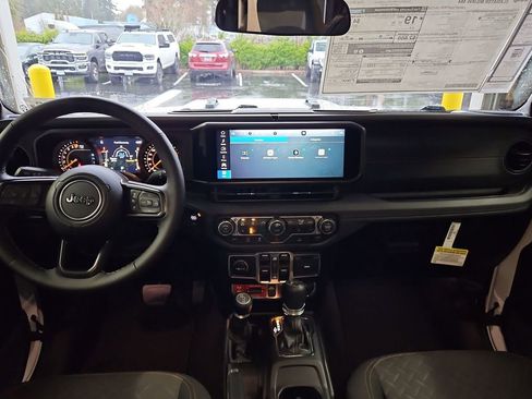 New 2026 Jeep Gladiator Mojave image 33