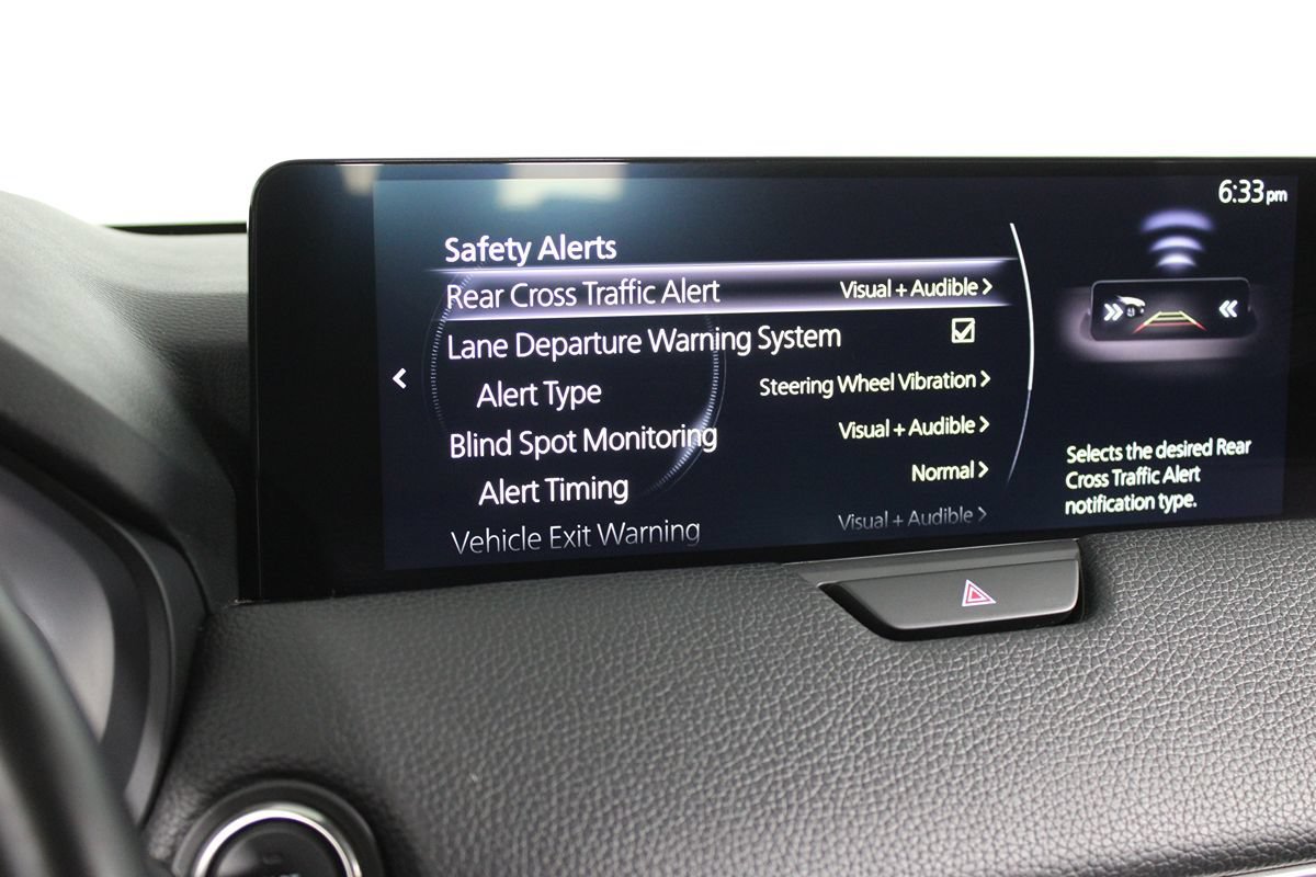 Used 2025 MAZDA CX-70 3.3 Turbo w/ Preferred Package AWD/4WD image 21