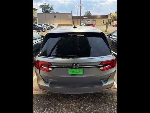 Used 2023 Honda Odyssey EX-L image 3