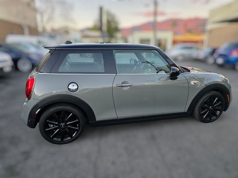 Used 2019 MINI Cooper S FWD image 5