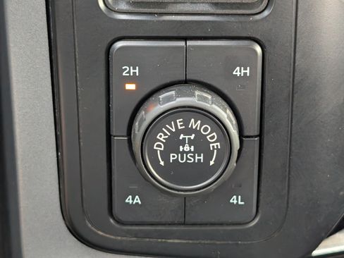 Used 2023 Ford F150 Lariat w/ Equipment Group 502A High AWD/4WD image 20