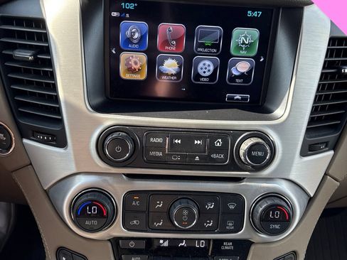 Used 2019 GMC Yukon XL SLT w/ Open Road Package RWD image 12