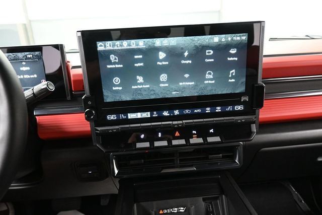 Used 2026 GMC Hummer EV 4x4 Crew Cab w/ Carbon Fiber Edition Package image 10