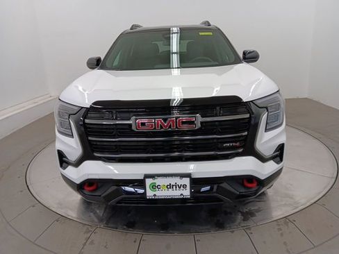 New 2026 GMC Terrain AT4 AWD/4WD image 2