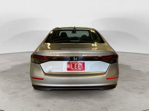 New 2025 Honda Accord SE image 4