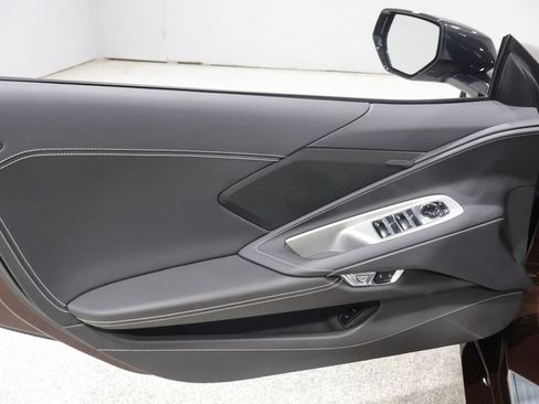 Used 2023 Chevrolet Corvette Stingray Convertible w/ Z51 Performance Package RWD image 23