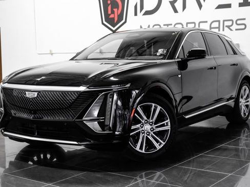 Used 2024 Cadillac Lyriq Tech w/ Driver Assist Package image 8