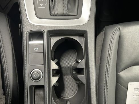 Used 2025 Audi Q3 2.0T Premium image 35