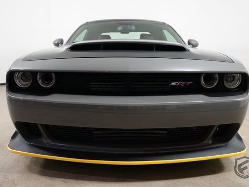 Used 2018 Dodge Challenger SRT Demon image 6