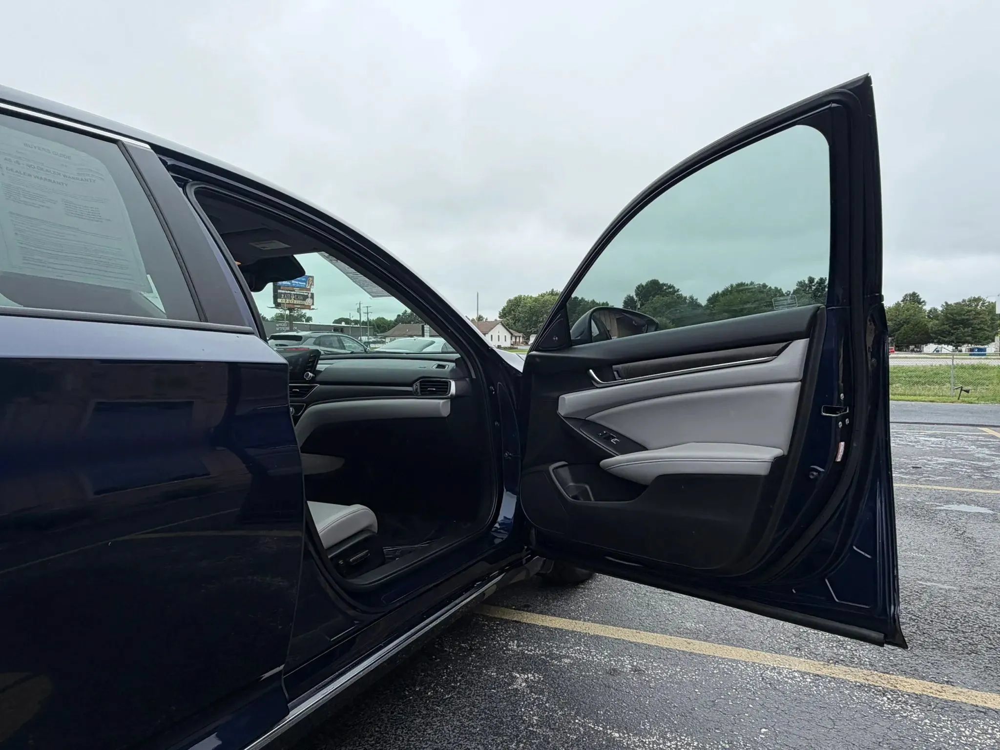 Used 2018 Honda Accord EX-L image 24