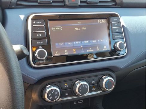 Used 2023 Nissan Versa SV FWD image 9