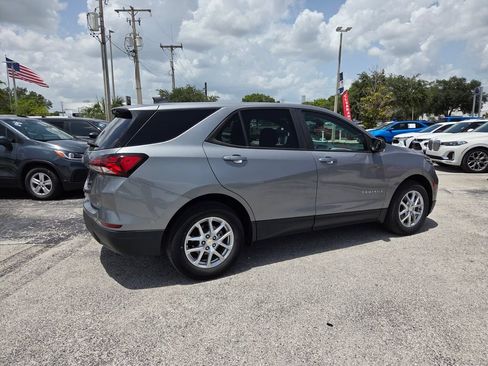 Used 2023 Chevrolet Equinox LS w/ LS Convenience Package FWD image 14