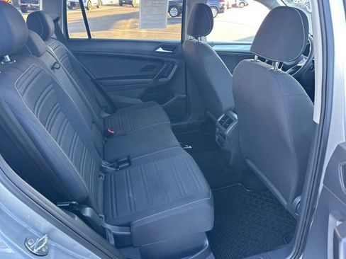 Used 2022 Volkswagen Tiguan S image 36