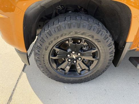 Used 2017 Chevrolet Colorado LT w/ LT Convenience Package image 19