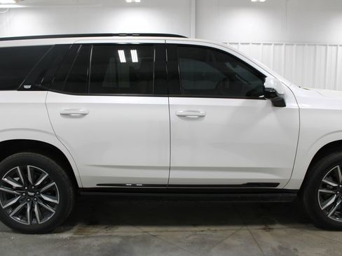 Used 2021 Cadillac Escalade Sport Platinum RWD image 11