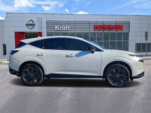 New 2025 Nissan Murano Platinum w/ Cargo Package image 2