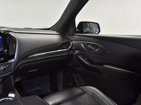 Used 2023 Chevrolet Traverse Premier w/ Redline Edition image 14