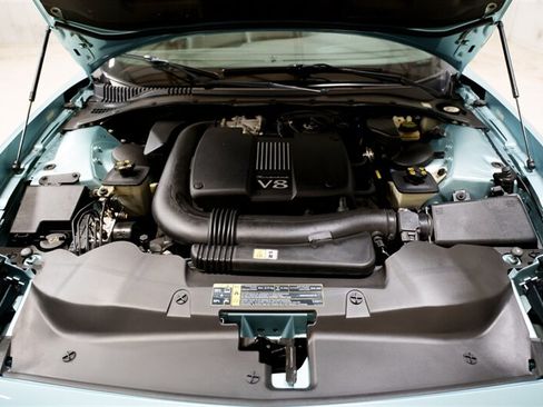 Used 2002 Ford Thunderbird RWD image 32