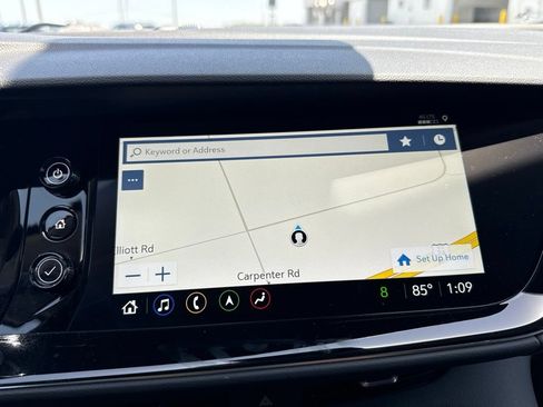 Used 2023 Buick Envision Avenir FWD image 23