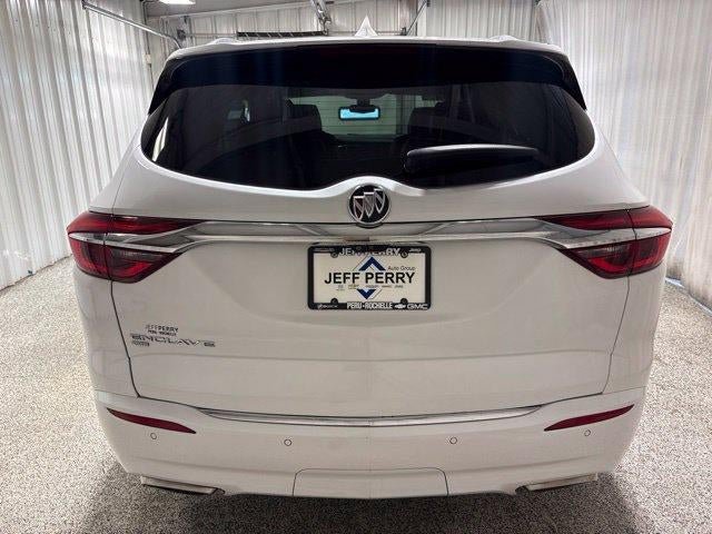 Used 2020 Buick Enclave Avenir w/ Avenir Technology Package AWD/4WD image 5