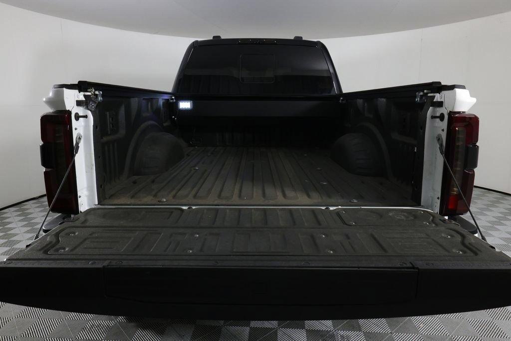 Used 2025 Ford F250 Lariat w/ Lariat Ultimate Package AWD/4WD image 9