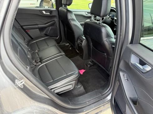 Used 2024 Ford Escape Platinum AWD/4WD image 14