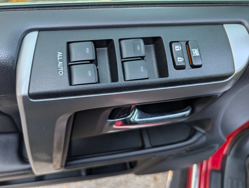 Certified 2023 Toyota 4Runner Limited AWD/4WD image 11