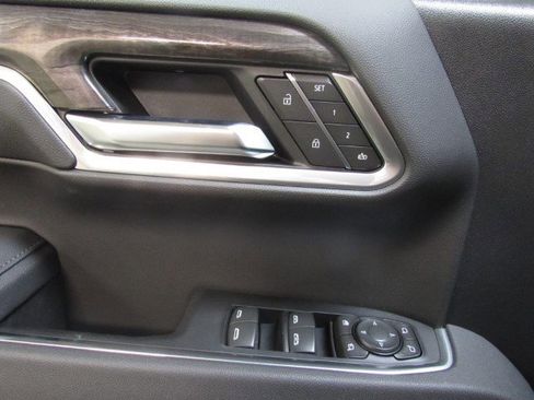 New 2025 Chevrolet Silverado 1500 LTZ w/ LTZ Premium Package image 18