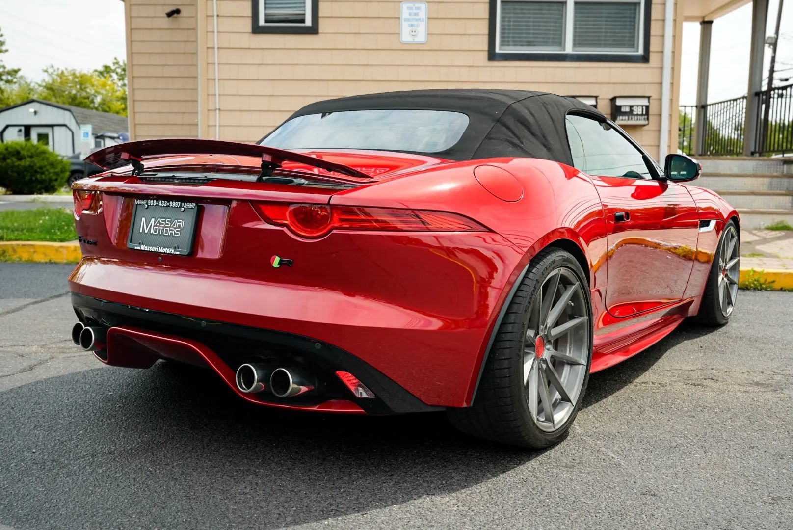 Used 2016 Jaguar F-TYPE R AWD/4WD image 17