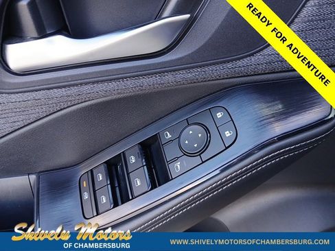 Used 2023 Nissan Rogue SV image 26