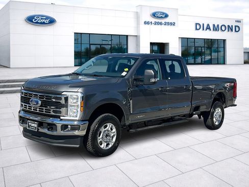 New 2026 Ford F350 XLT w/ FX4 Off-Road Package AWD/4WD image 1