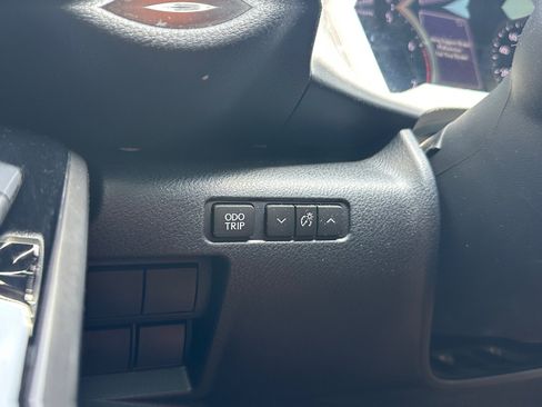 Used 2021 Lexus IS 300 w/ Comfort Package RWD image 18
