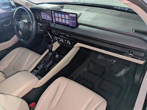 Used 2023 Honda Accord EX-L image 22